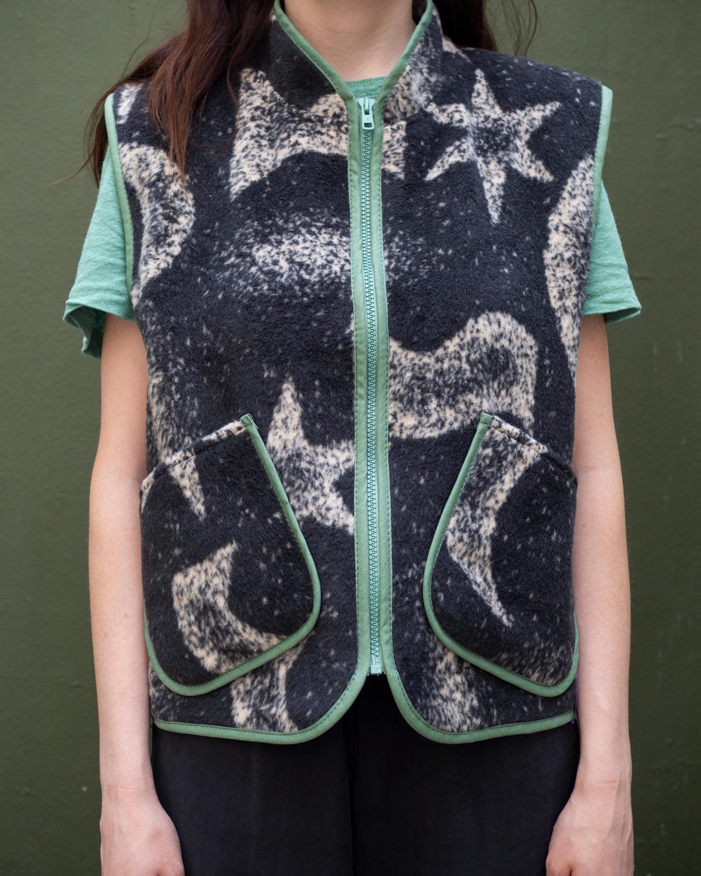 FLOWERS vest