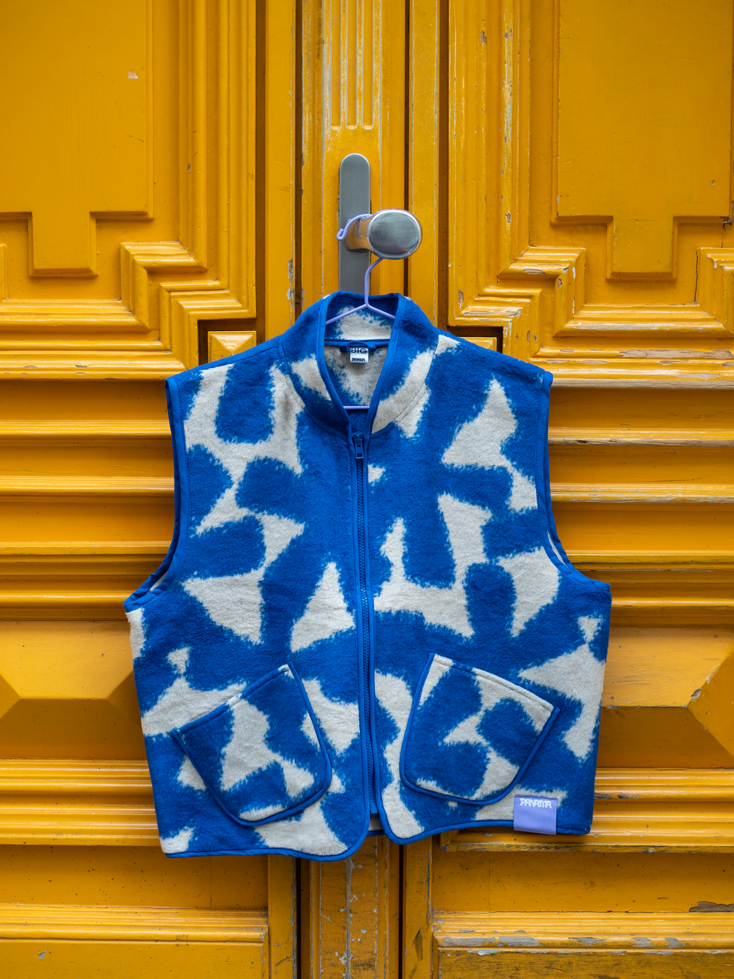 FLOWERS vest