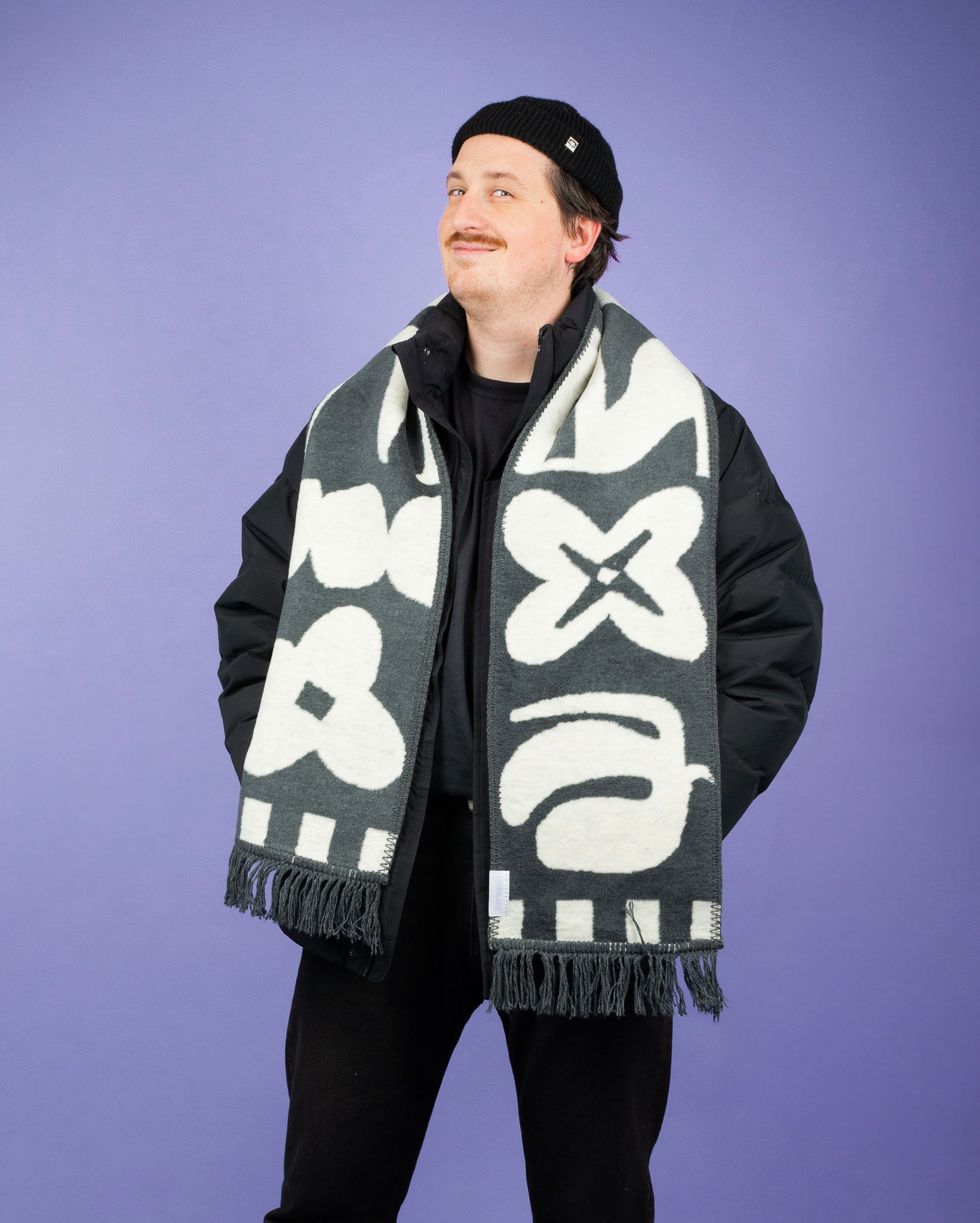 Bawełniany szalik żakardowy komplet na Kajetanie, fioletowe tło