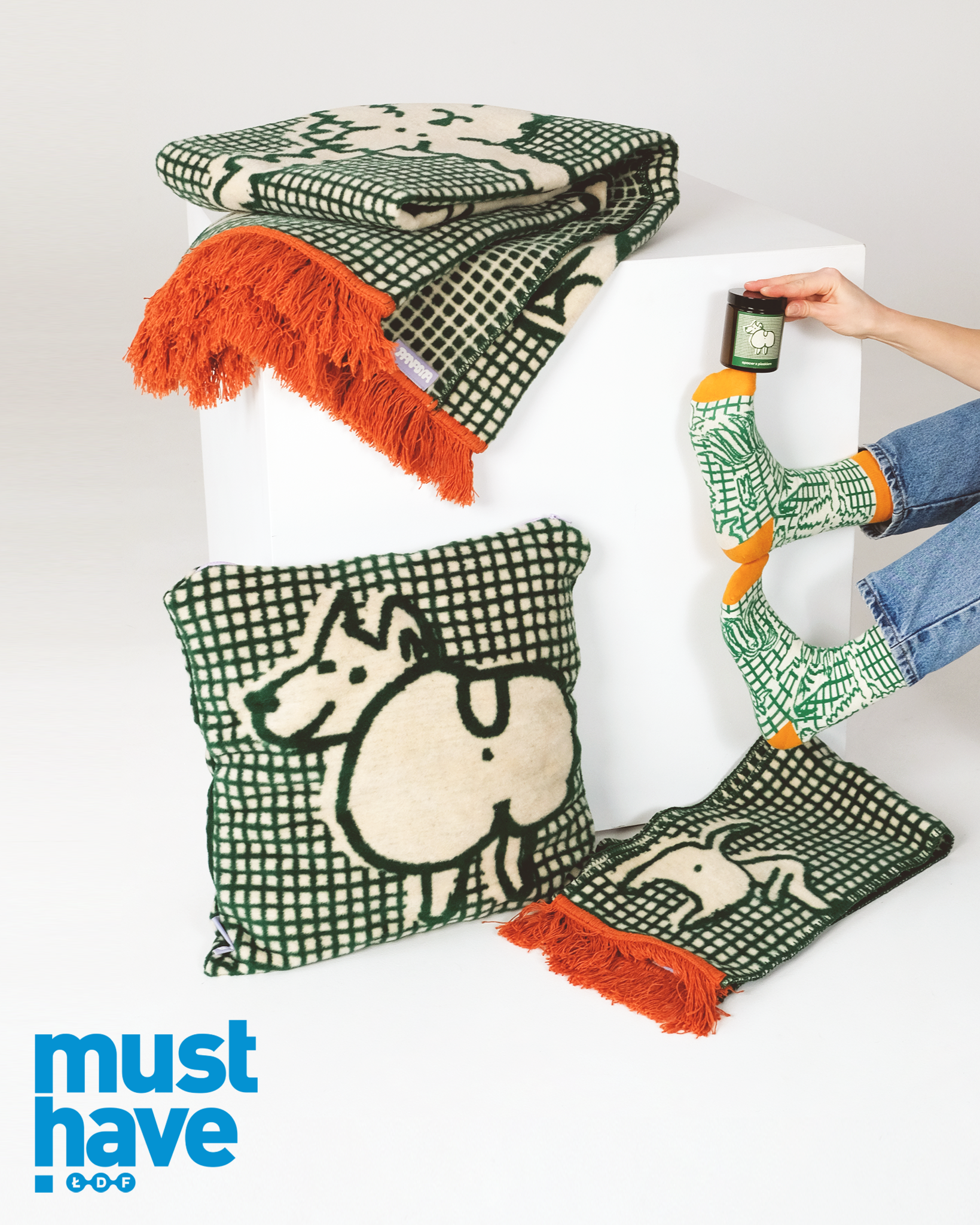 Zestaw ZADKI wyróżniony MUST HAVE 2024 przez Łódź Design Festival.