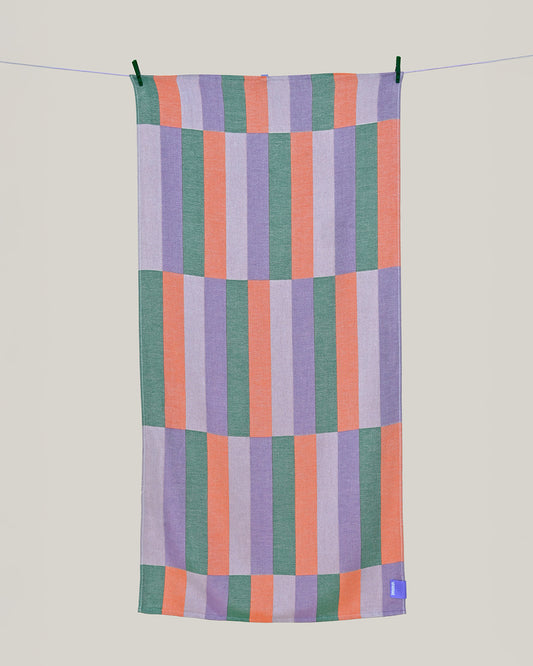 ręcznik żakardowy PORTO w szerokie pasy w 4 kolorach: zielony, pomarańczowy, ciemny i jasny fiolet