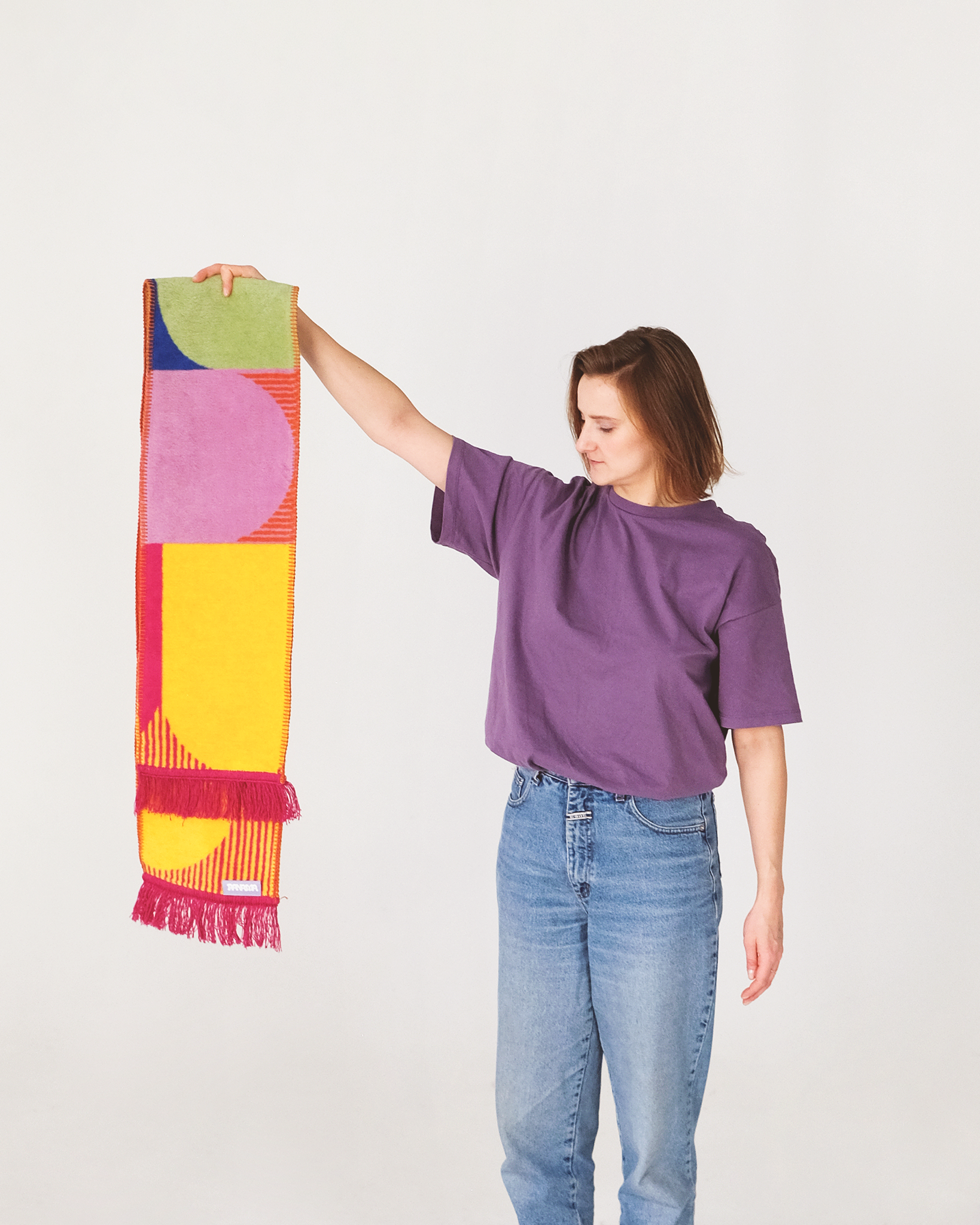 Szalik SORBET w kontekście modelki.