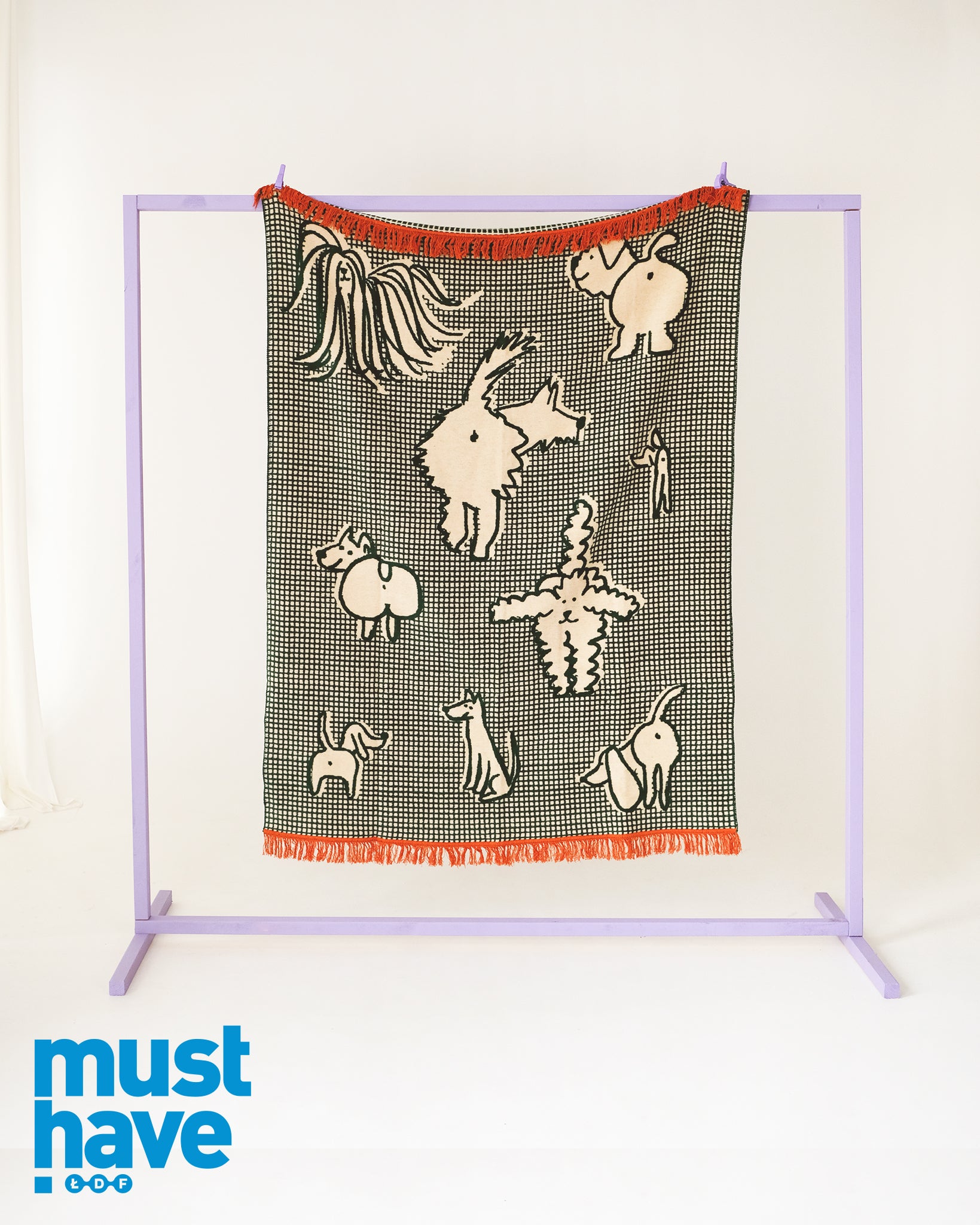 Prawa strona koca ZADKI, część setu oraz zestawu nagrodzonego MUST HAVE 2024 przez Łódź Design Festival.