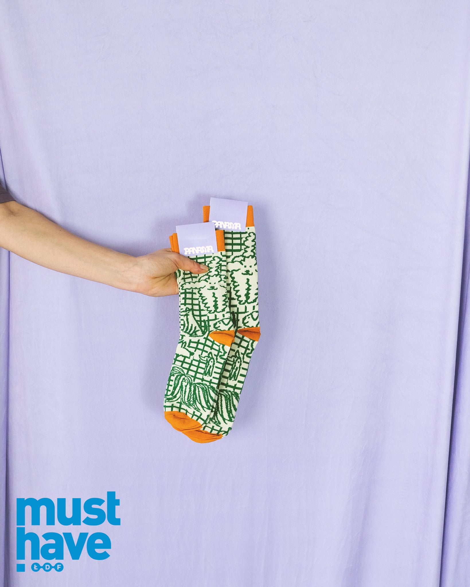 ZADKI, skarpetki to część mini setu ZADKI wyróżnionego MUST HAVE 2024 przez Łódź Design Festival.